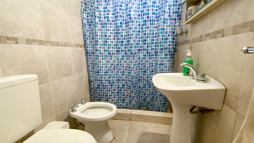 Casa 4 Dormitorios Venta - Olivos