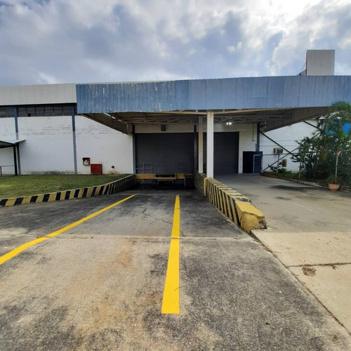 Galpon 4125m A Pocos Metros De Traki, Financiamiento El Nepe Zona Industrial Guacara. Nrx-blk