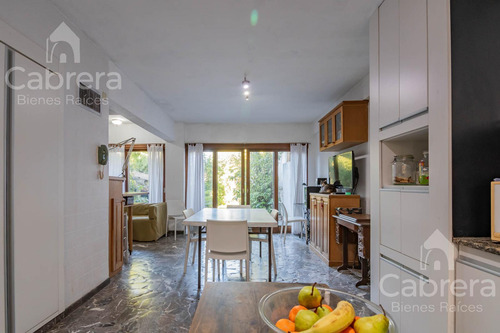 Casa En Venta De 4 Dormitorios En La Plata