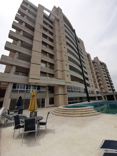 Imagen 1 de 4 de Re/max. Iris Hernandez. Vende Apartamento (380m2). 4 Avenidas. Prebo. Valencia. Codigo 130081