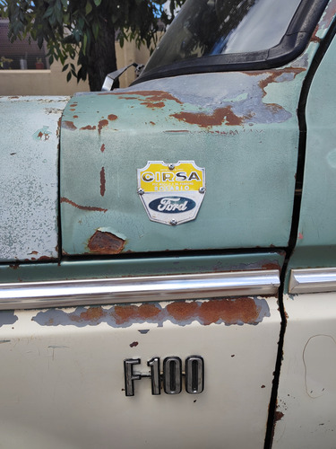 Ford F-100 3.6 Lujo