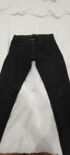 Jean Mujer Tucci Negro Talle 25
