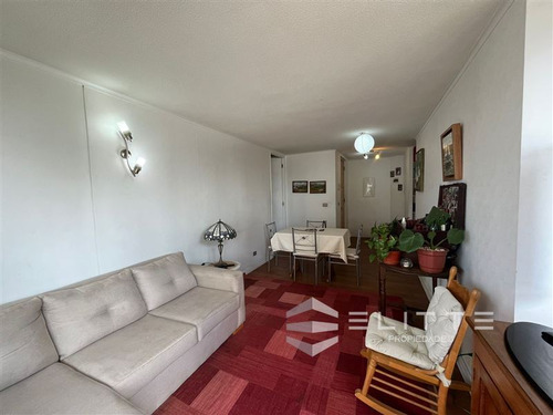 Depto. En Venta De 2d/2b En Ñuñoa Cercano A Metro Eyzaguirre