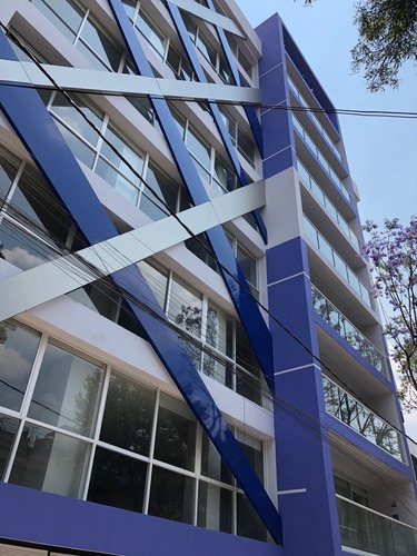 Viva Junto A La Condesa Del Siglo Xix
