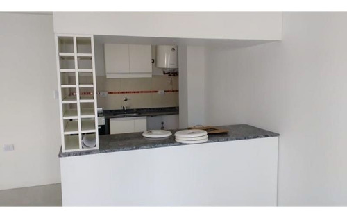 Imagen 2 de 6 de Dúplex En Venta 5 Entre 69 Y 70