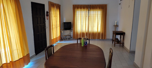 V294 - Villa Del Lago, Un Chalet Único Con La Mejor Ubicación Y Amplísimo Lote.