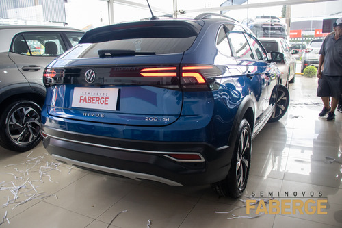Volkswagen Nivus 1.0 200 TSI TOTAL FLEX HIGHLINE AUTOMÁTICO