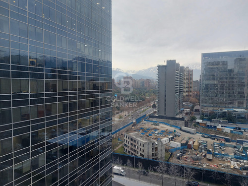 Oficina Ubicada En Edificio Mistral, Las Condes