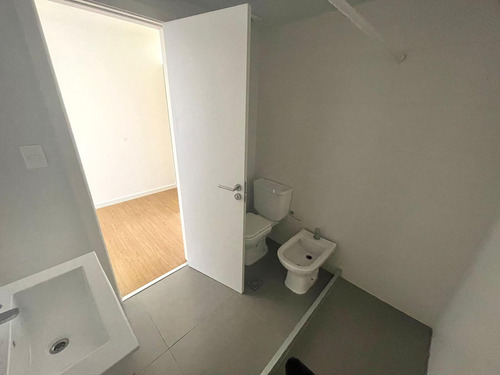 Apartamento En Venta 1 Dormitorio Con Garaje - Barrio Sur