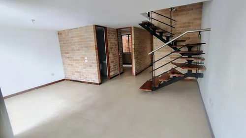 Vendo Hermosa Casa En El Conjunto Modelia En Dosquebradas, 135 Metros2