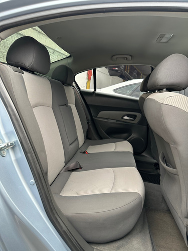 Chevrolet Cruze 1.8 A Ls Aa Cd Mp3 R-16 At
