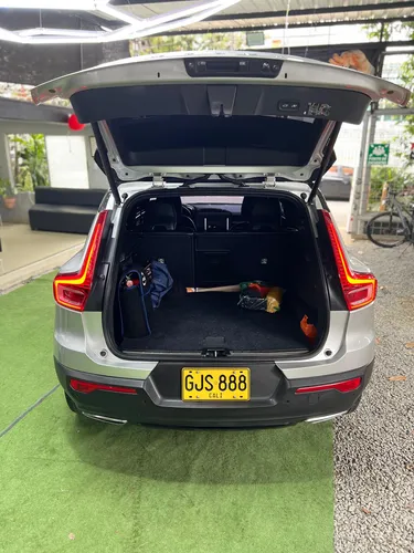 Volvo Xc40 T4 Fwd R Design Tp 2000 T Ct Cr 2019