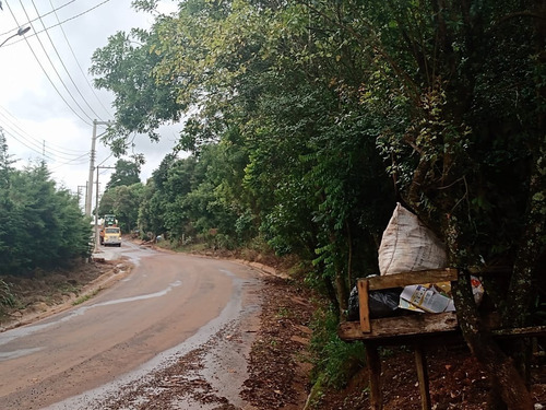 Chácara 1,1/2 Alqueire 36000m2 Casa Simples,100mts Do Asfalto,37 Km De Itapetininga,localização Nobre - Ch00053 - 68982171
