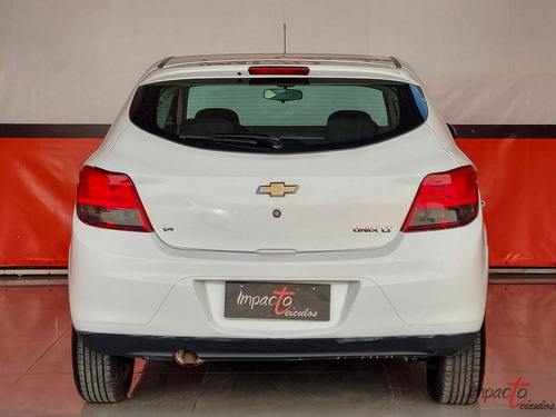 Chevrolet Onix 1.4 MPFI LT 8V FLEX 4P MANUAL