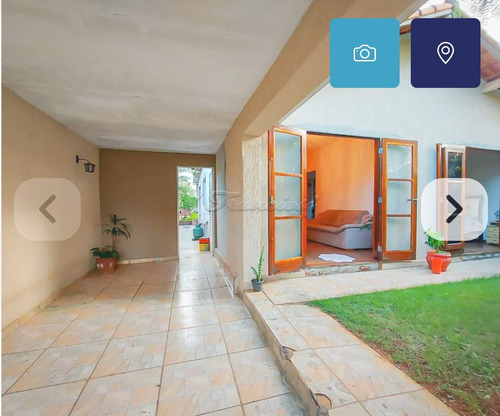 Casa Com 4 Cômodos,laje,piso Frio,edicula Com Churrasqueira.