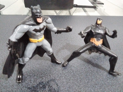 Batman 2 Muñecos, Submarino Pinguino 1, Batman Movil 1