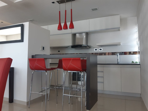 Imagen 2 de 11 de 54 E/ 10 Y 11 - Piso 2 Dorm C/coch- Baum Propiedades