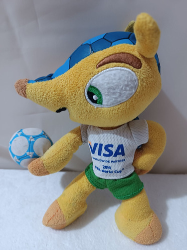 Peluche Fuleco 22cm, Mascota Oficial Fifa World Cup 2014. Amarillo (Usado)