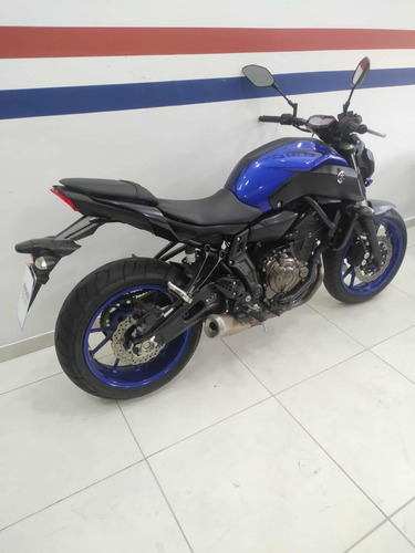 Imagem 4 de 13 de Yamaha Mt07