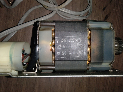 Motorcito Y Repuestos De Maquina Escribir Olivetti Tekne 3 (Usado)