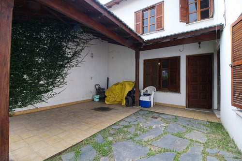 Increíble Casa A Refaccionar O Lote. Hurlingham
