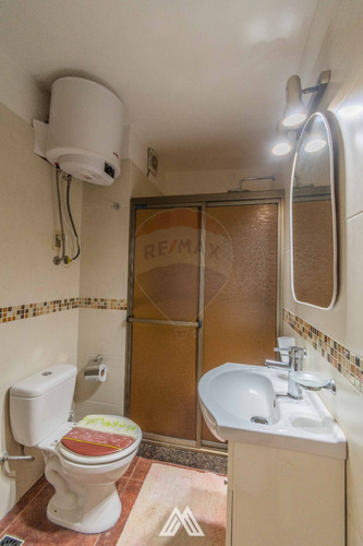 Imagen 9 de 13 de Venta De Apartamento En Pérez Castellanos De 2 Dormitorios Y Un Baño
