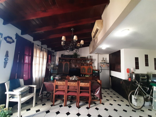 Imagen 24 de 29 de Casa 4 Ambientes En Barrio Naon Con Cochera Y Terraza, Excelente Ubicación.