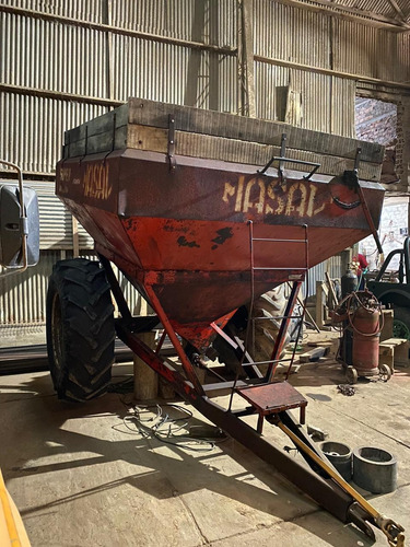 Graneleiro Masal