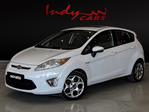 Imagen 1 de 15 de Ford Fiesta Kinetic Design 1.6 120cv Titanium 2013