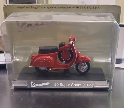 Moto Vespa 90 Super Sprint 1965 1/18 Maisto