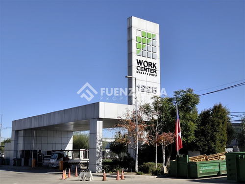 Local Multifuncional En Work Center - 2 Pisos - 156m2