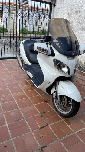Imagen 2 de 10 de Suzuki Burgman