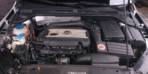 Volkswagen Jetta 2.0 Tsi Highline 4p