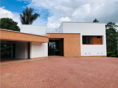 Casa En Arriendo En Fizebad El Retiro