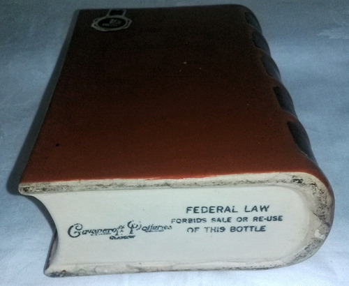 Licorera De Gres En Forma De Libro ( Scotland ) Precio X C/u (Usado)