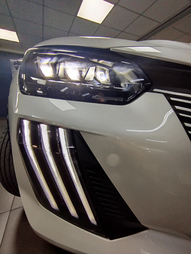 Peugeot 208 1.0T Gt