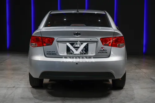 Kia Cerato Geo Lx 1.6