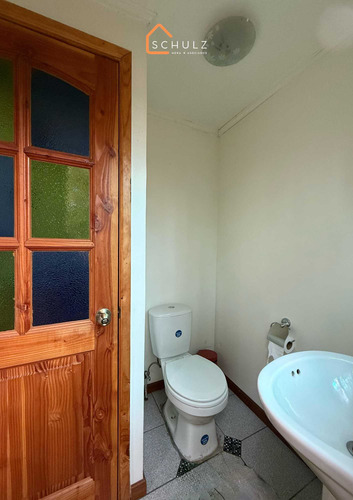 Casa Con Dojo En Sector Sur Poniente (94136)
