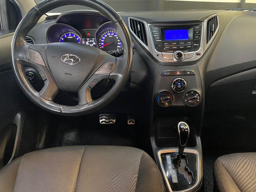 Imagem 7 de 9 de Hyundai Hb20x Style 1.6 (aut) Flex Automático