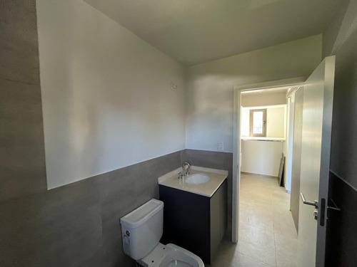 Duplex En Housing Con Seguridad - 3 Dorm 3 Baños - Villa Belgrano