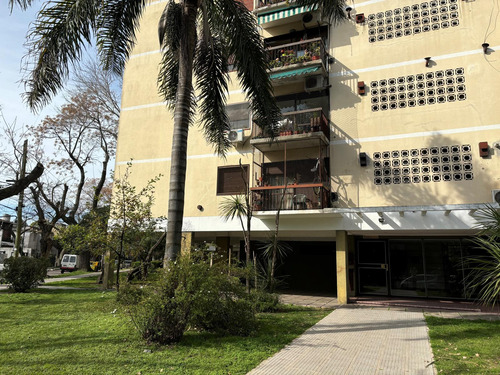 Departamento 4 Ambientes Con Vistas A Jardines. Martínez.
