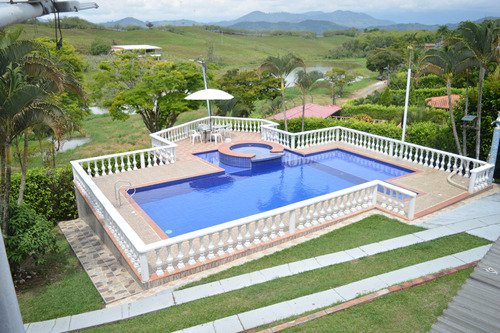 Se Vende Espectacular Casa Campestre Sector Viterbo (cod.7415824)