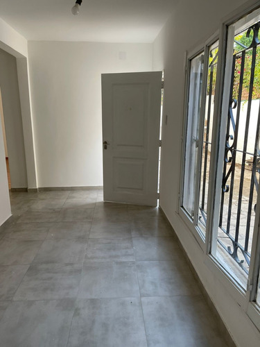 Imagen 5 de 18 de Depto Tipo Casa, Ph Venta Villa Lynch 2 Amb
