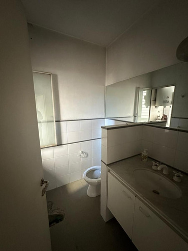 Local En Venta - 513 M2 Deposito En Doble Altura - San Cristobal - Proximo A Av. Independencia.