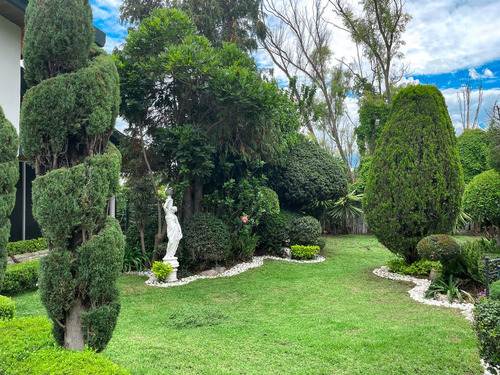Casa En Venta En Fraccionamiento Villa Satelite La Calera