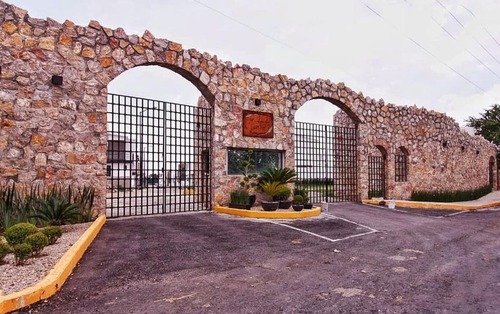 Casa Modelo B , Jardín Alberca Propia Estrene Fracc Vigilanc