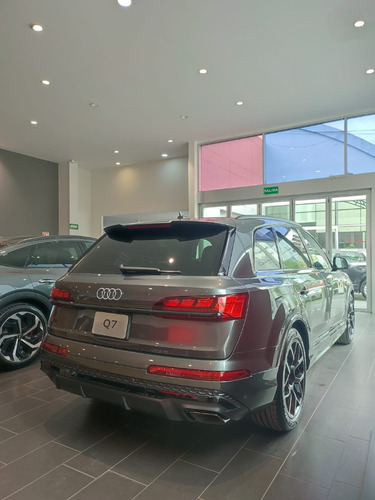 Q7 Sline Hibrida Nueva 2025