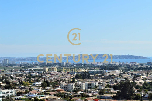 Departamento De Lujo En Excelente Barrio Residencial