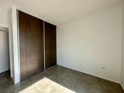 Cochera Cubierta A La Venta