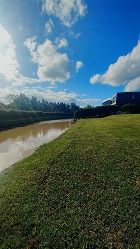 Imagen 9 de 13 de Oportunidad Lote En Venta Al Rio En El Yacht - Nordelta - Tigre